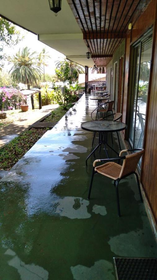 Hostal Tu'U Koihu Hanga Roa Exterior photo